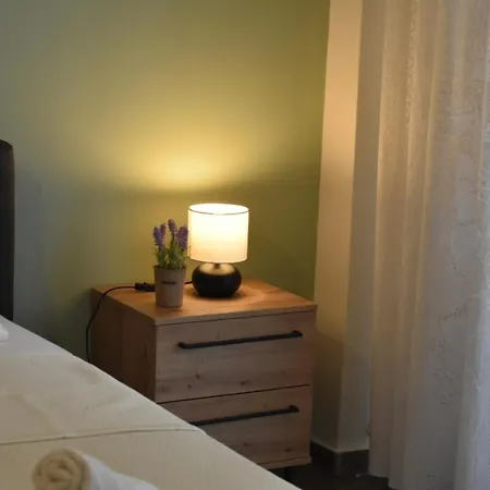 Apartment Anti's Summer House *